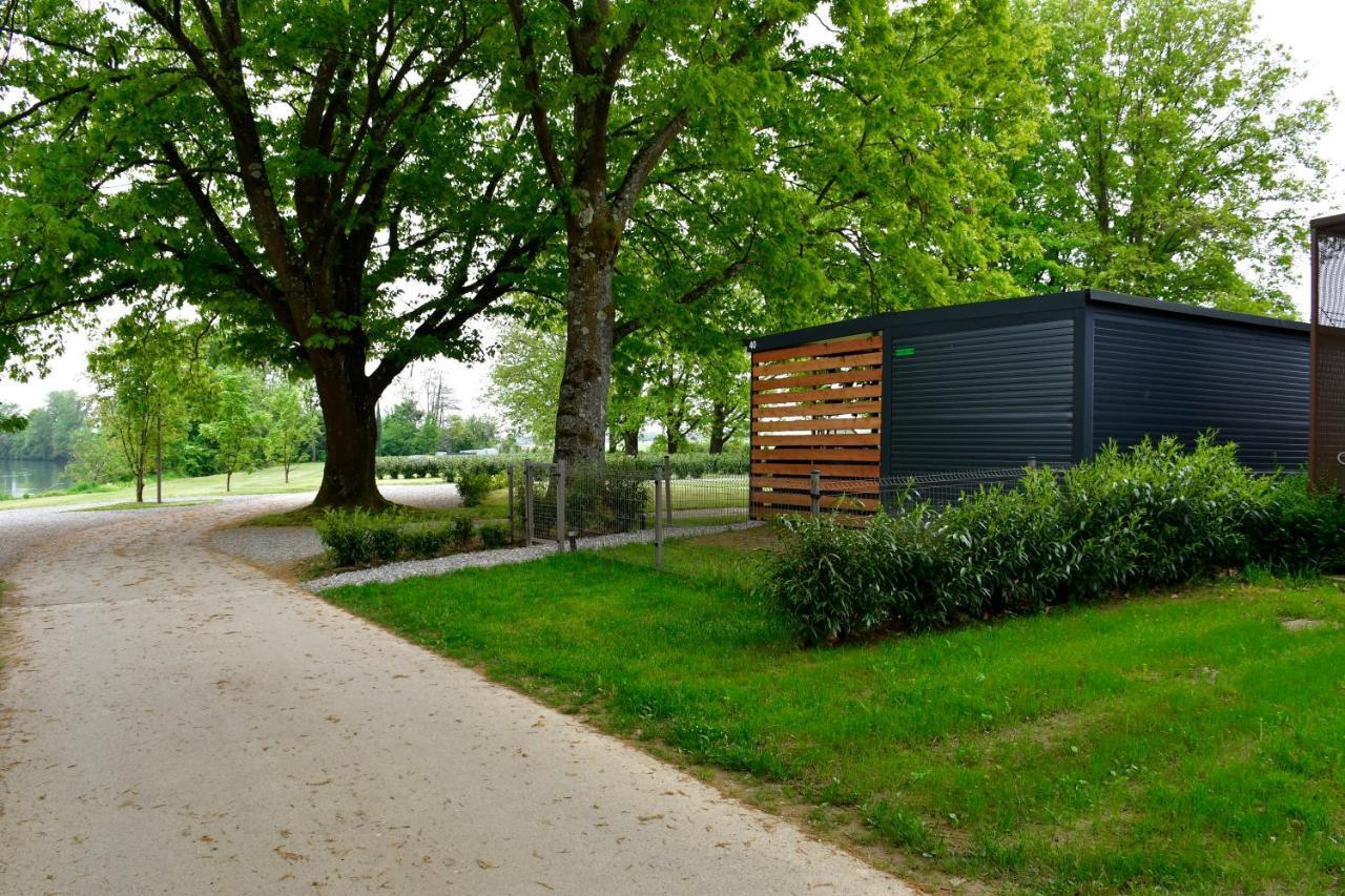 Nobleja Kolpa - Big Berry Metlika Apartment *